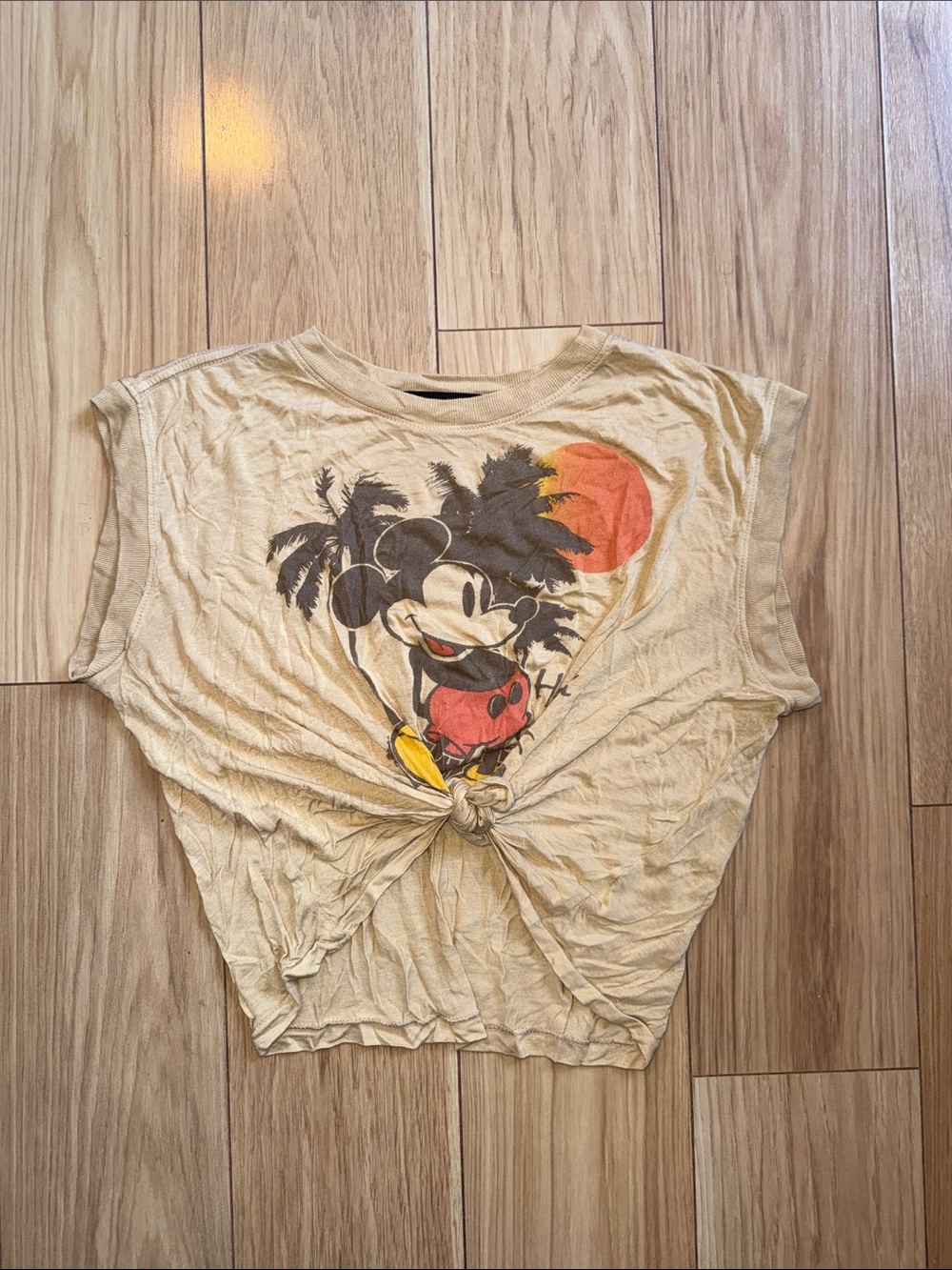 Junkfood Women’s Tan Mickey Mouse Graphic Crop Top
